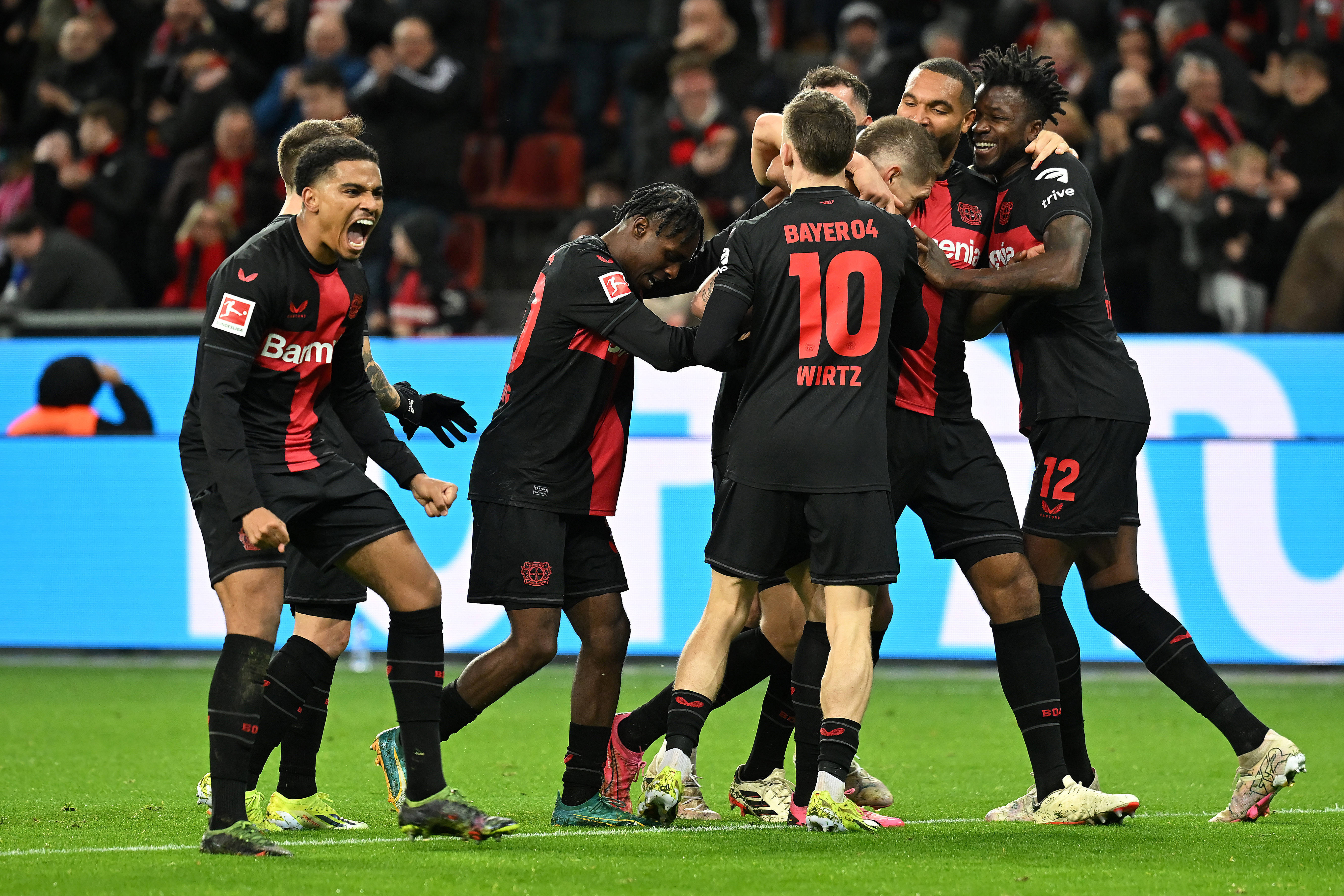 英雄联盟有礼投注-转会期全明星赛焦点战，拜仁慕尼黑队长鼓劲，悬念犹存，年轻球员得到机会的简单介绍