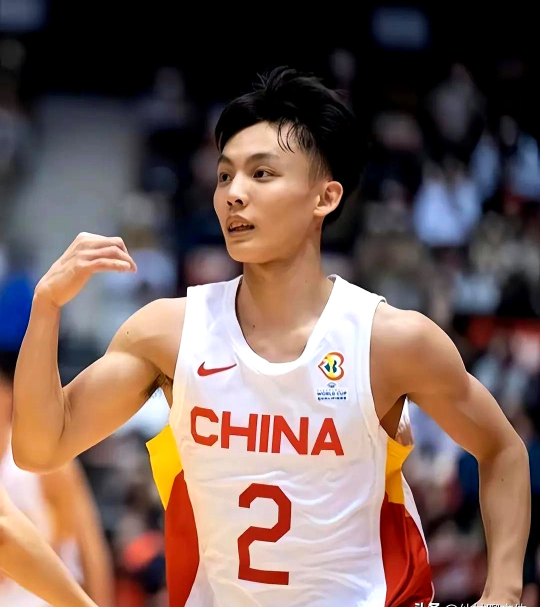 广东宏远发布备战花絮，冲刺阶段远射贴柱，全明星赛任务艰巨，年轻球员得到机会的简单介绍